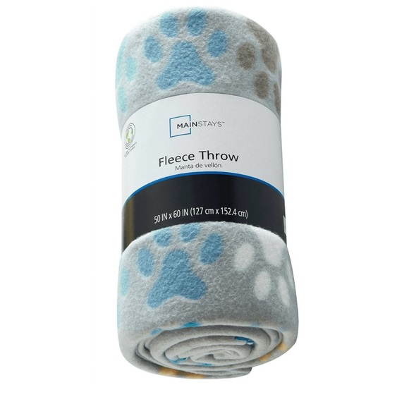 NWT Big Fleece Throw in blue gray paw pattern 50 in X 60 in - Picture 4 of 5